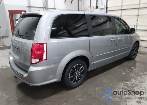 2015 Dodge Grand Caravan Sxt z USA, uszkodzony, nr VIN 2C4RDGCG3FR537487